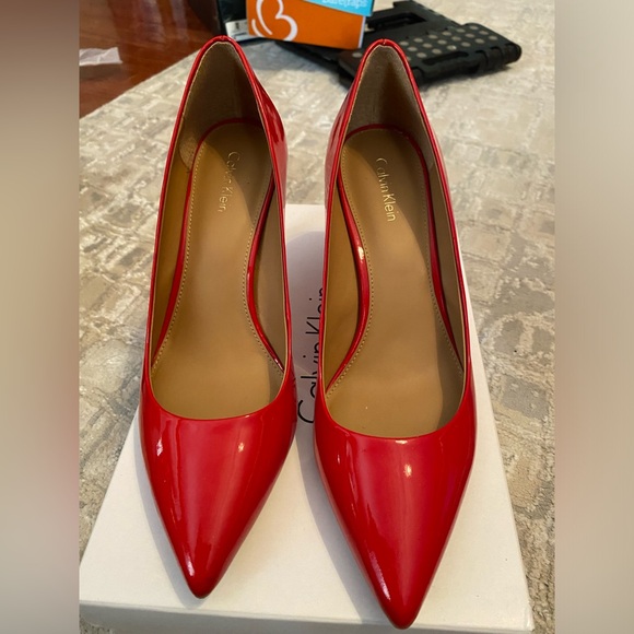 Calvin Klein Gayle Pumps - Picture 1 of 5